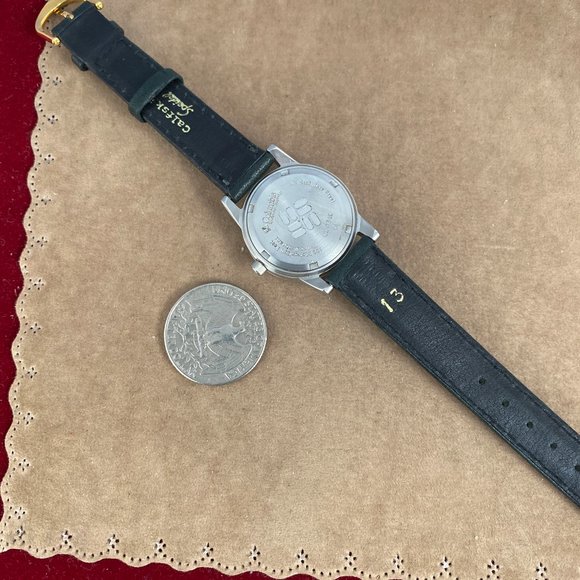 Columbia Sports Wear Sports Watch Silver Tone with Bluish Face Luminous Hands - Picture 6 of 8